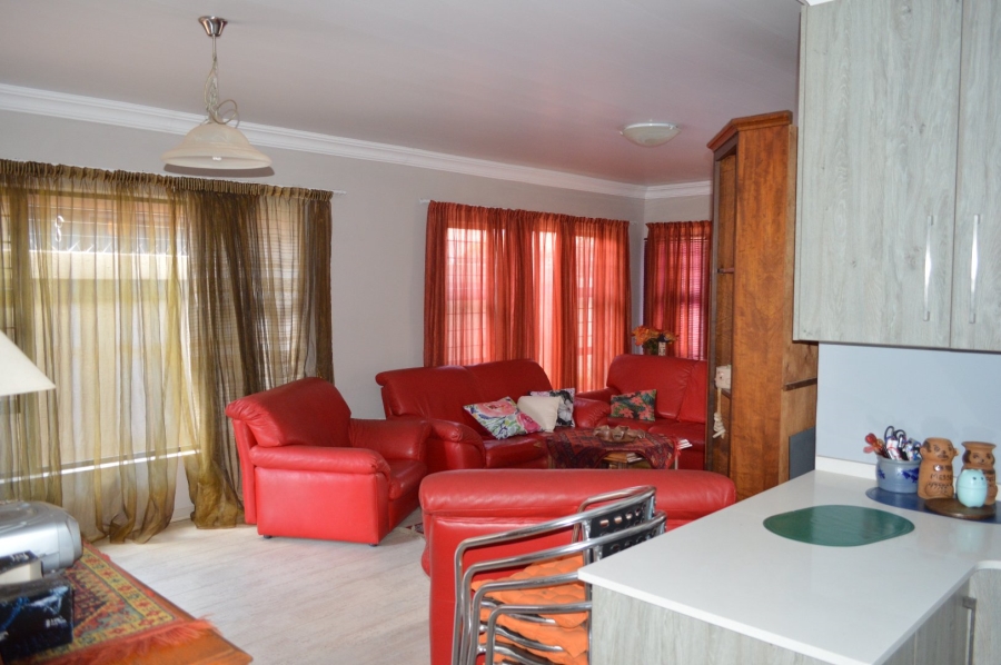 2 Bedroom Property for Sale in Flamwood North West